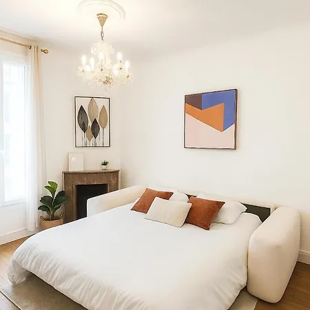 Paris & 20 Min Apartmán *